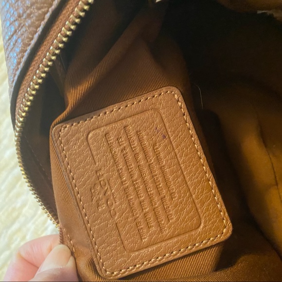 Coach purse - Picture 2 of 3